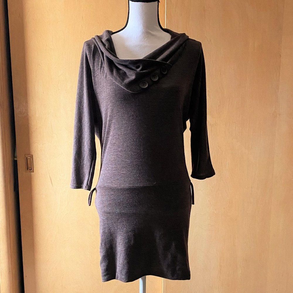 Sz M Bella D. Heather Brown Sweater Dress